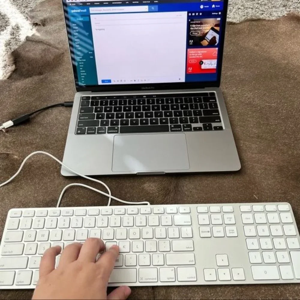 Apple A1243 Magic Wired Aluminum Number Pad Keyboard w/ USB Port MB110LL…